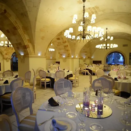 فندق Relais Reggia Domizia