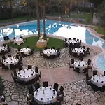 Hotel Relais Reggia Domizia 4*
