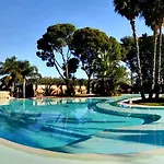 Hotel Relais Reggia Domizia 4*